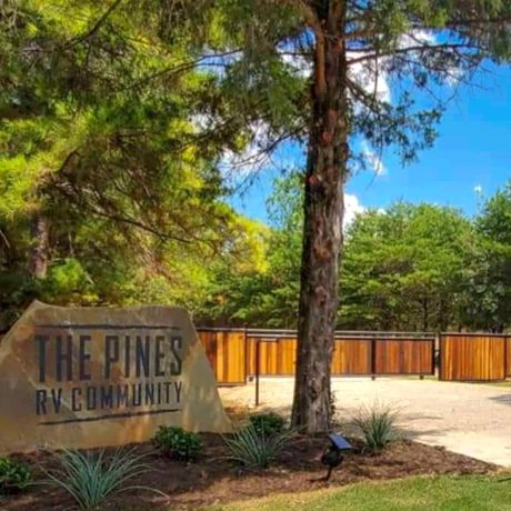 entrance to The Pines RV community